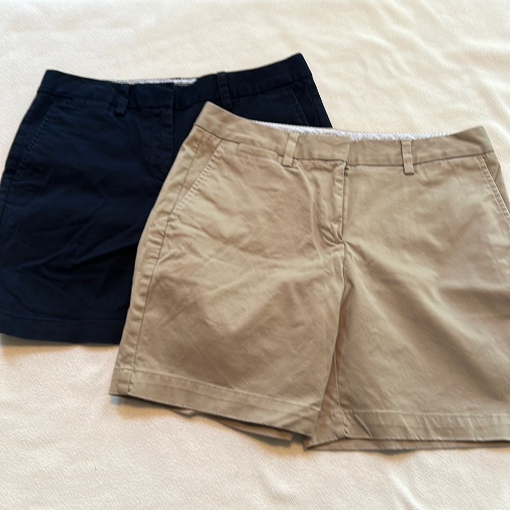 Lands End Mid Rise Shorts 8